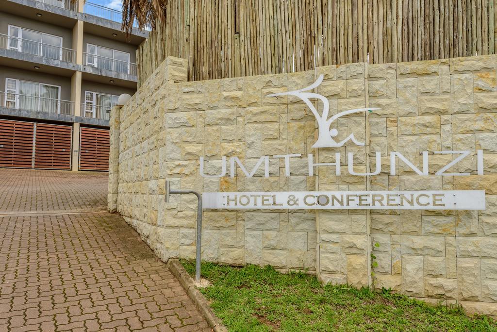 Umthunzi Hotel And Conference Umtentweni Dış mekan fotoğraf